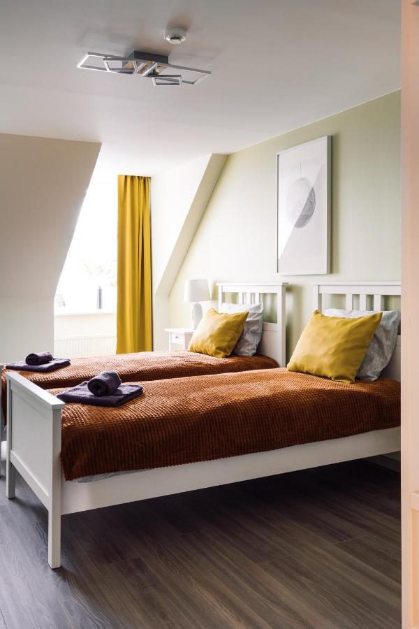 Rothko Apartment/8 Guests/4Bedrooms/Riga Old Town Exterior photo